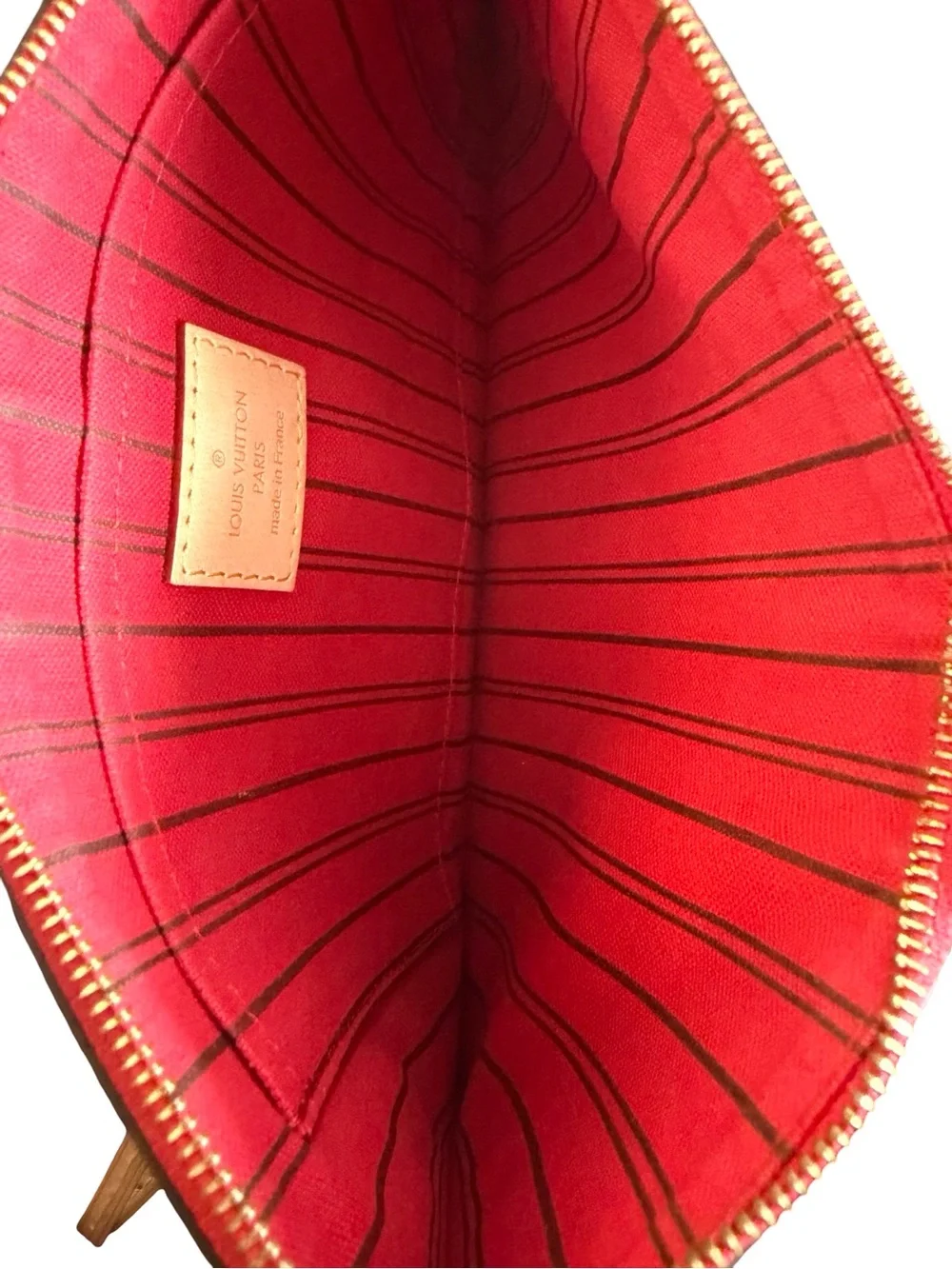 Authentic Louis Vuitton Neverfull Pouchett Monogram Canvas Wristlet Red Trim